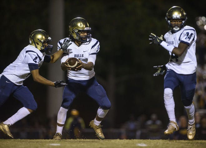 E.E. Smith hosts Cape Fear on Friday night in a battle of two of the three teams tied for the PAC lead. [MELISSA SUE GERRITS/THE FAYETTEVILLE OBSERVER]