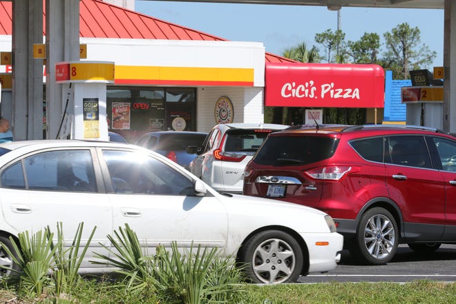This was a familiar sight in the days after Hurricane Irma. Gov. Rick Scott has asked the Department of Transportation to come up with a better plan for fuel supplying during emergencies. This picture was taken Sept. 13 at the Shell station near I-75 and U.S. 27 in Ocala [Bruce Ackerman/Staff photographer]
