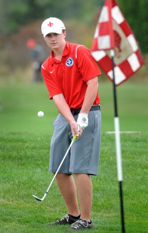Liam Hart, Holy Ghost Prep, chips onto the green at the 9th hole during the District One golf championships held at Turtle Creek Golf course in Limerick on Oct. 11, 2017. [Art Gentile / staff photojournalist]