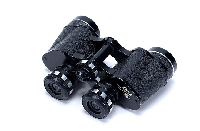 If you have someone on your Christmas list who loves nature, do some homework before you buy them binoculars. [THINKSTOCK PHOTO]