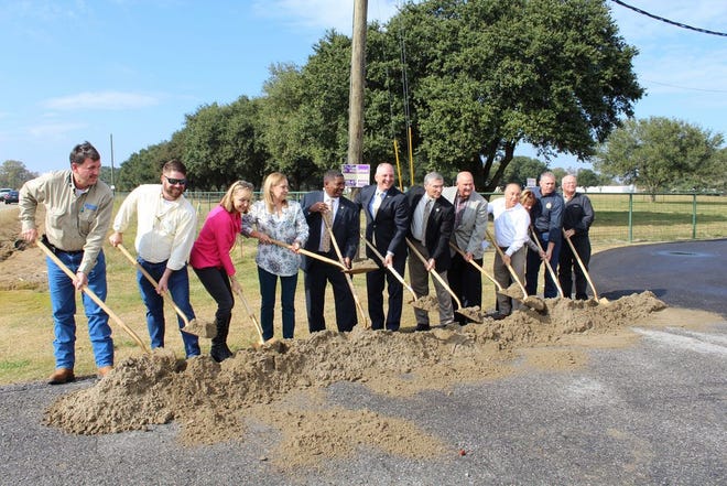 State and parish officials break ground on the new LA 42 widening project, which will make a wider, safer path from Airline Highway to Burnside.