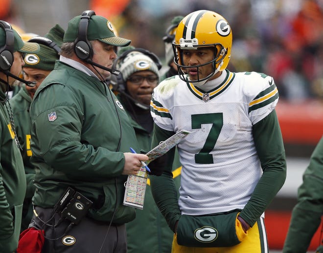 The Green Bay Packers are going back to backup Brett Hundley at quarterback with Aaron Rodgers done for the season. Hundley went 3-4 as a starter while Rodgers recovered from a collarbone injury. [AP FILE PHOTO]
