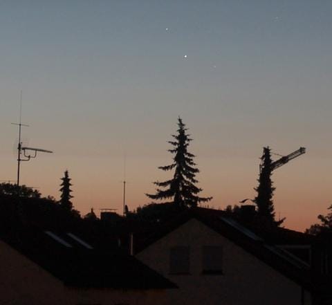 Mars (at upper left) and Jupiter are shown close together on July 22, 2013. They appear even closer in the early morning, Jan. 6-7, 2018; face south-southeast. [Contributed/Zonk43, Wikimedia Commons]