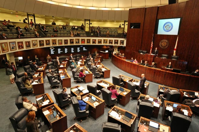 Lawmakers debate a bill in the Florida Senate chambers. [Scott Keeler/The Tampa Bay Times via AP]