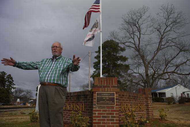 Larry Chason, chairman of a volunteer board in Rockfish, describes the layout of the currently unincorporated area. Chason and several others are working through the steps necessary to possibly become an incorporated town within Hoke County. [Melissa Sue Gerrits/The Fayetteville Observer]