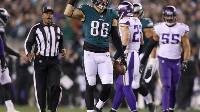 Philadelphia tight end Zach Ertz flexed his muscles against Minnesota and will have to do so again against New England if the Eagles are to win the Super Bowl. (Photo by Patrick Smith/Getty Images)