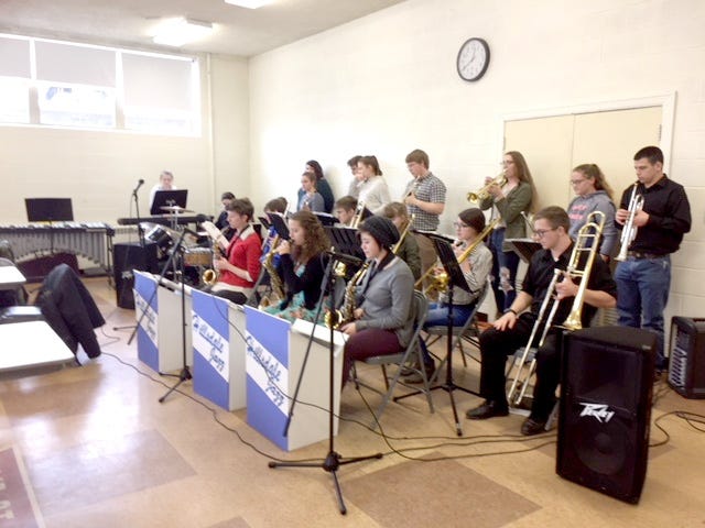 The Hillsdale High School jazz band performed during this week’s Hillsdale Kiwanis Club meeting. [COURTESY PHOTO]