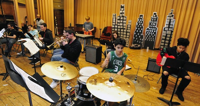 Students run through a song during a Jazz Initiative series for grades 4 through 12 held at Global Learning Charter School in New Bedford.

[DAVID W. OLIVEIRA/STANDARD-TIMES SPECIAL/SCMG]