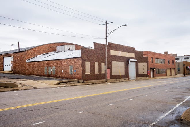 DAVID ZALAZNIK/JOURNAL STAR Buildings four and five in the 1000 block of SW Washington Street of a five-building complex that also adjoins Adams Street that is planned for development.