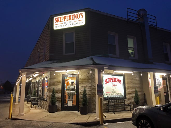 Skippereno's Italian Restaurant & Pizzeria, 1604 W. Grandview Blvd., is good for a pizza or sub to go, or choose pasta or another entree for a leisurely dinner. [STEVE ORBANEK/CONTRIBUTED PHOTO]
