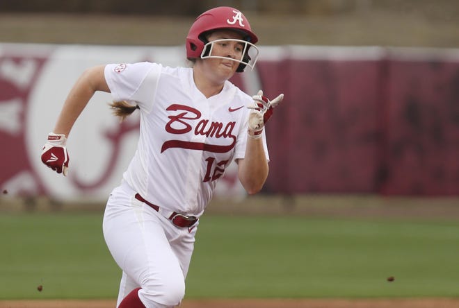 Alabama outfielder Kaylee Tow rounds second base as she heads to third in the home opener against Georgia State during the Easton Bama Bash at Rhoads Stadium in Tuscaloosa on Feb. 23. Alabama plays in the Easton Crimson Classic this weekend at Rhoads Stadium. [Staff Photo/Erin Nelson]