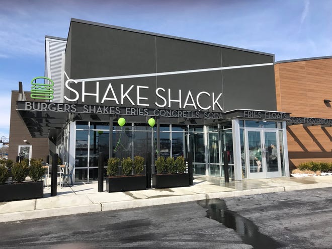 Comfort foods chain Shake Shack opened its first South Jersey location Thursday in the Marlton Commons shopping center at Routes 70 and 73. [Lisa Ryan/Staff photojournalist]