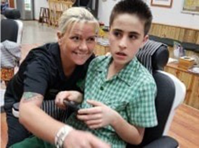 Barber opens shop to cut hair for kids with autism, other special needs