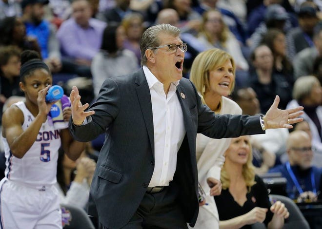Connecticut Huskies head coach Geno Auriemma yells at his team during the second quarter of the NCAA Women's Final Four game against the Notre Dame Fighting Irish at Nationwide Arena on March 30, 2018.