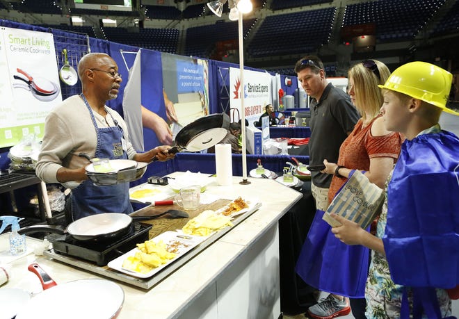 The North Central Florida Home & Garden Show will feature 200-plus booths related to indoor and outdoor home topics along with demonstrations, special guests and more on Saturday and Sunday at the O'Connell Center. [Brad McClenny/Staff photographer/file]