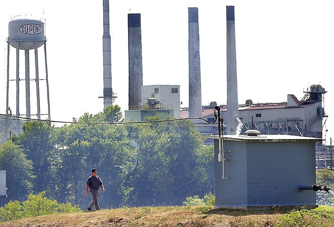 DuPont's Washington Works plant along Ohio River in Parkersburg, W.Va. [AP Photo/The Marietta Times]