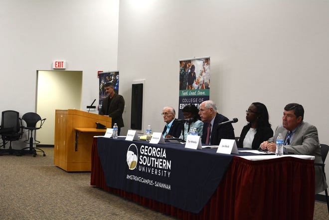 Candidates for Savannah-Chatham Public Schools board president took questions Thursday at a forum at Georgia Southern's Armstrong Center. The election is May 22. [DeAnn Komanecky/savannahnow.com]