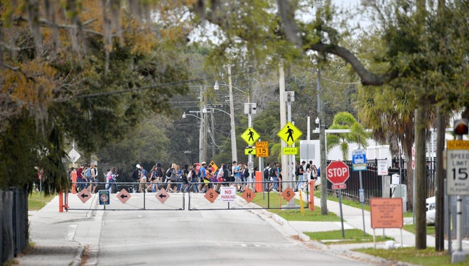 School Avenue divides the campus of Sarasota High School. The School Board on Tuesday provided the City Commission a revised agreement that would close the street between Hatton and Tami Sola streets to all traffic, including pedestrians, motorcyclists and bicyclists, between 6:30 a.m. and 4:30 p.m. on school days. [Herald-Tribune staff photo / Mike Lang]