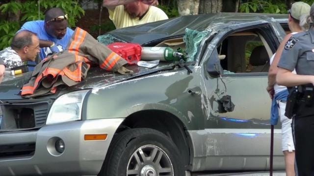 Man, 12-year-old ejected from car in Lee County crash