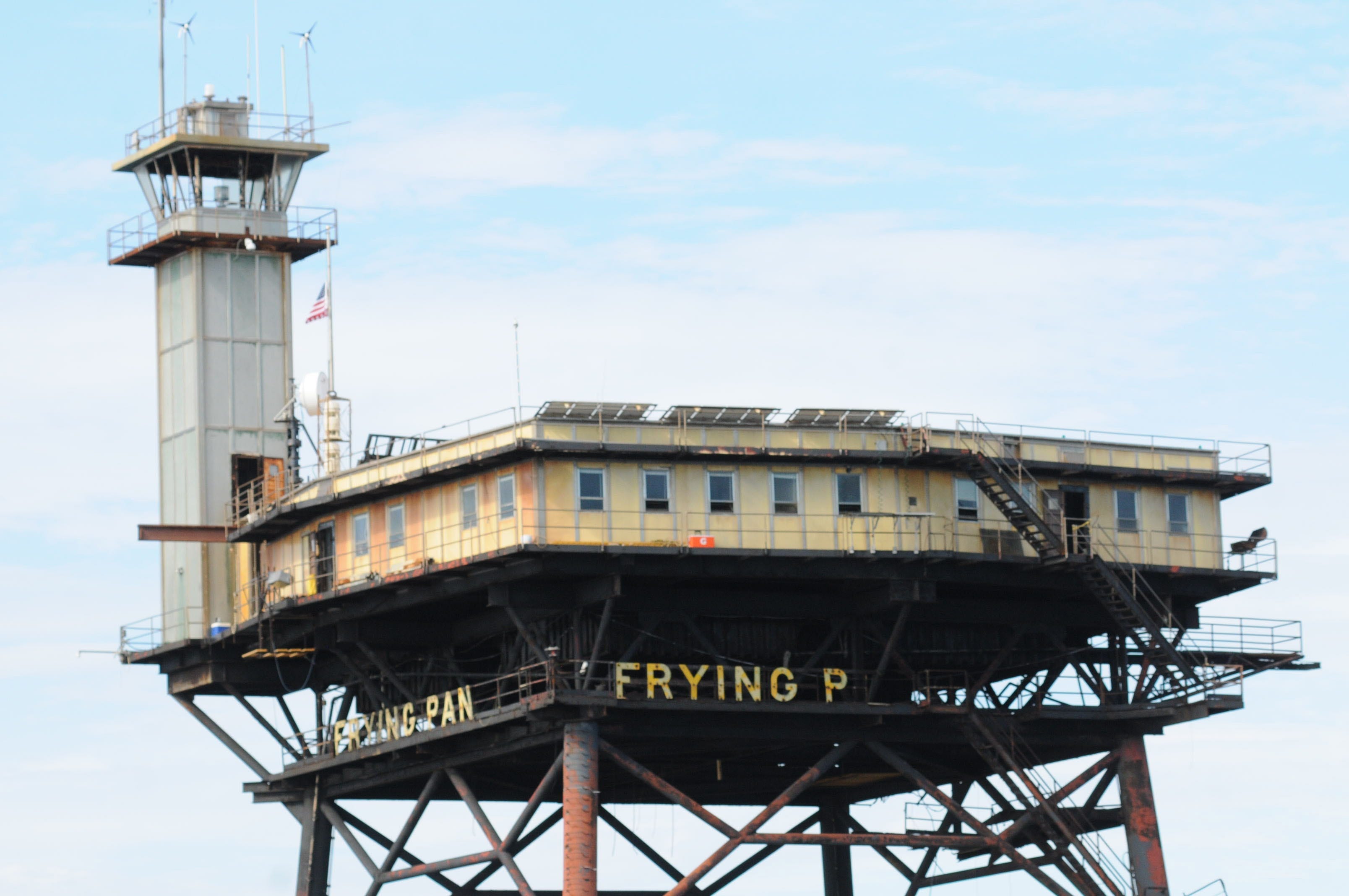 Frying Pan Tower owner closes auction