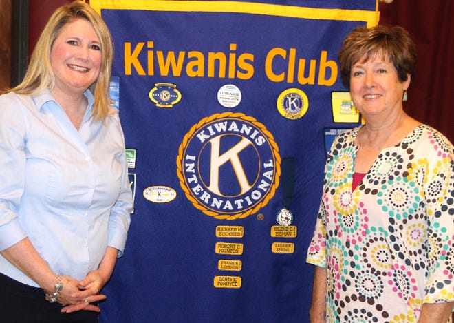 Cambridge Kiwanian Doris Fordyce introduced Andrea Woodmansee, executive director of the Open Arms Pregnancy Center, to the club recently. The center’s mission is to help pregnant mothers and men by providing physical, emotional and spiritual support.