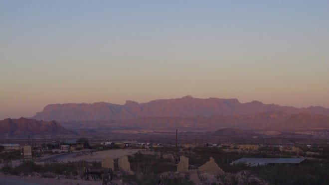Sunset from the Trading Post porch in Terlingua. (photo: Mauri Elbel)
