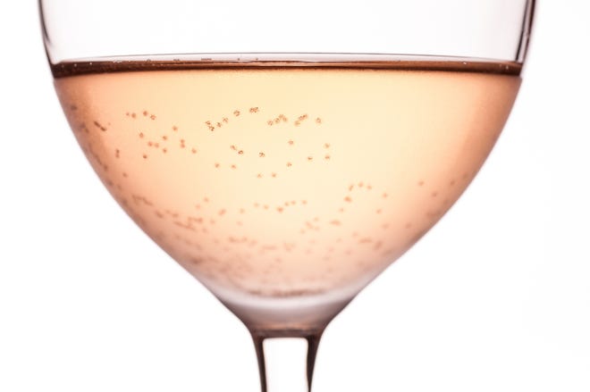 Sales of sparkling rose are continuing to grow in the United States. [Thinkstock photo]