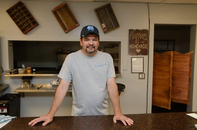 Carey Graves recently opened Carey's Family Restaurant and Ice Cream at 601 W. Fifth Ave. [Ben Coley/The Dispatch]