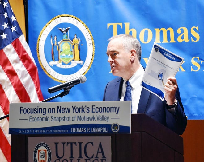 New York State Comptroller Thomas DiNapoli speaks at Utica College Friday about the economic profile of the six-county Mohawk Valley region. [SARAH CONDON/OBSERVER-DISPATCH]