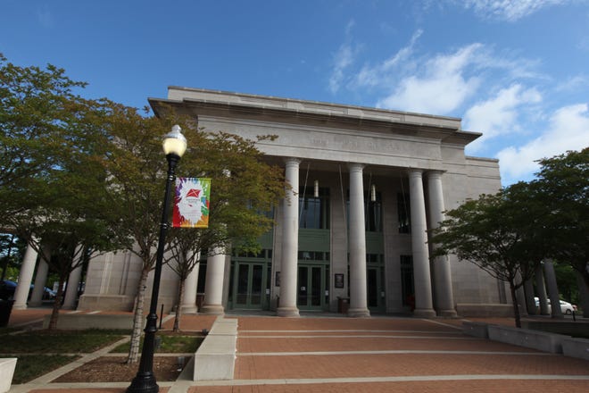 The Chapman Cultural Center includes art, history and science museums, Spartanburg, South Carolina. [Steve Stephens]