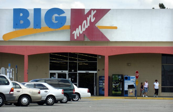 The former Kmart in Venice. A Lucky's Market is moving into the now-vacant empty store.



[HERALD-TRIBUNE FILE PHOTO / ED PFUELLER]