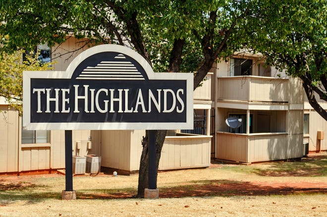 The Highlands Apartments, 896 units built in 1985 at 12601 N Pennsylvania Ave., sold in January for $39.5 million, or $44,084 pr unit, according to brokerage Commercial Realty Resources Co., based in Norman. [PHOTO BY CHRIS LANDSBERGER, THE OKLAHOMAN]