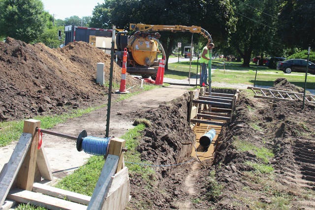 A crew from Lawson Construction Company, out of Kirksville, Missouri, works on the Willis Avenue water main replacement project from West 8th Street to West 9th Street on Tuesday, July 24. PHOTO BY ALLISON ULLMANN/THE PERRY CHIEF