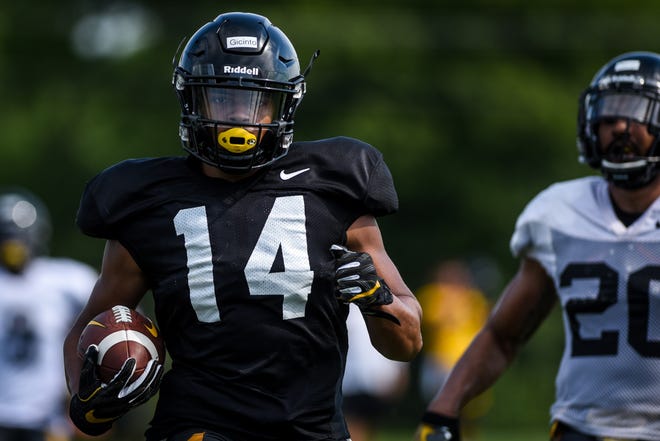 Missouri wide receiver Dominic Gicinto (14) runs with the ball during fall practice at the Mizzou Athletics Training Complex on Wednesday, August 8, 2018. [Hunter Dyke/Tribune]