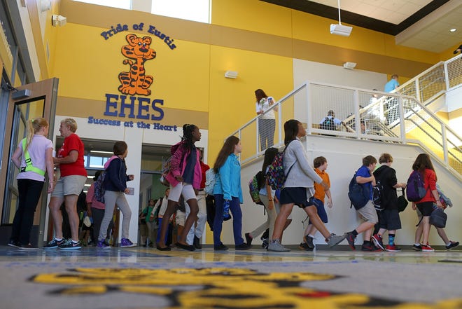 Students head to class in the new classroom building at Eustis Heights Elementary School in Eustis, Fla., on Monday, May 4, 2015. (Brett Le Blanc / Daily Commercial)