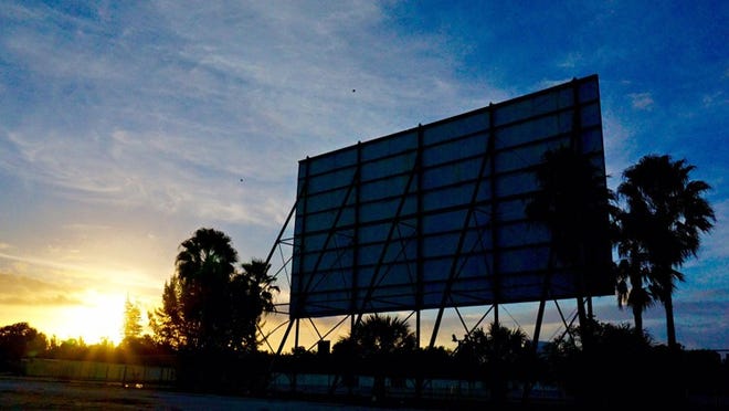 Near dusk, almost showtime: The Lake Worth Drive-In. (Richard Graulich / The Palm Beach Post)