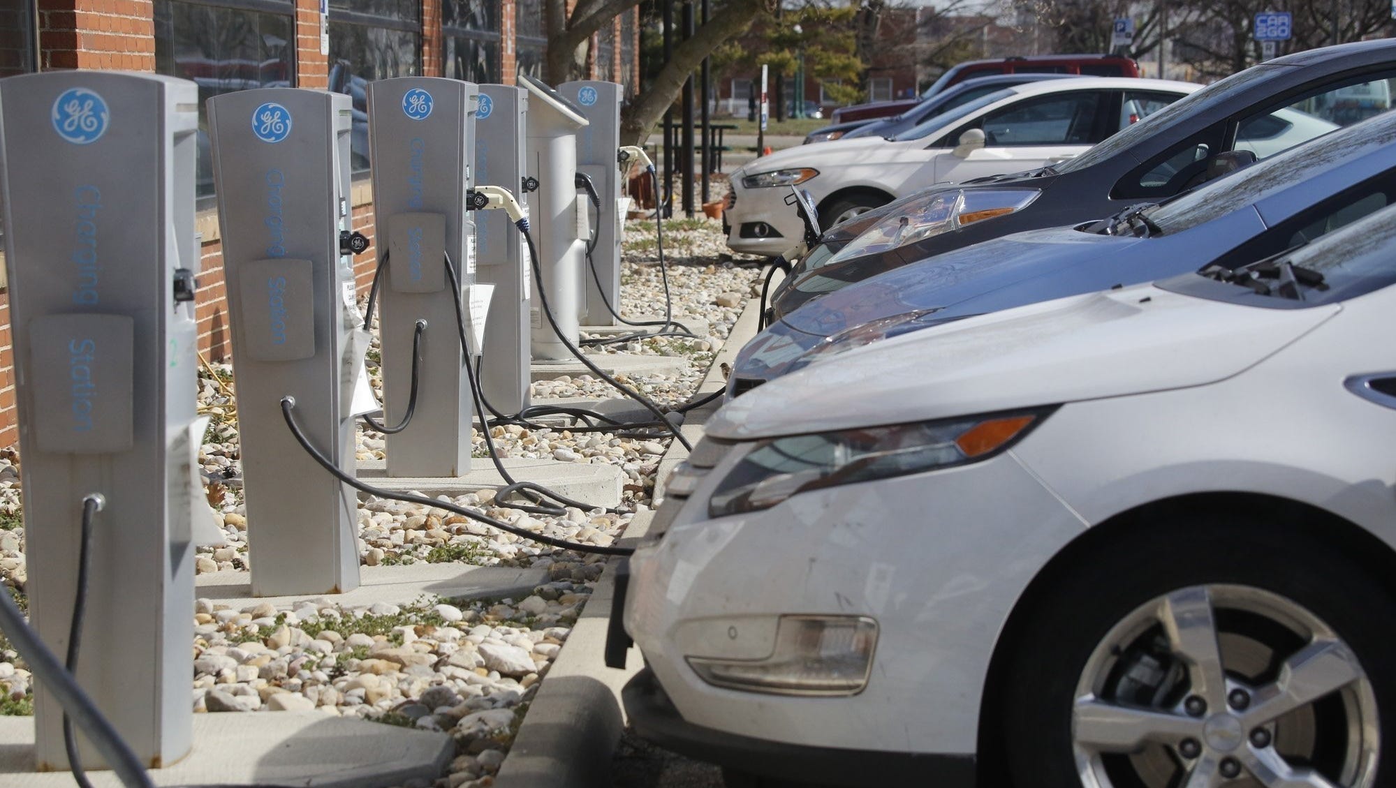 AEP Ohio launches chargingstation rebate program