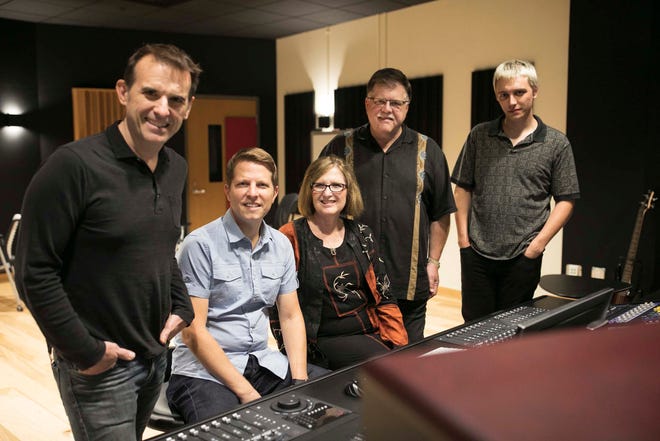 From left: Neal Schmitt, Chad Loughrige, Lynn Roseberry, Bob Breithaupt and Tristan Huygen in the studio at Capital University, photo by Maddie McGarvey