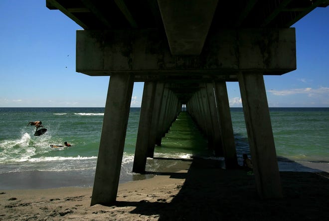 Health officials lifted the "no swim" advisory issued Aug. 23 for Venice Pier Beach on Tuesday. [Herald-Tribune archive / 2009]