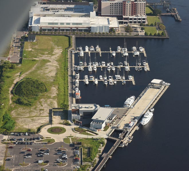 A New Hanover County Superior Court judge ruled that the developer of a restaurant at the Port City Marina has to pay a contractor about $860,000 in back payments and interest. [STARNEWS FILE PHOTO]