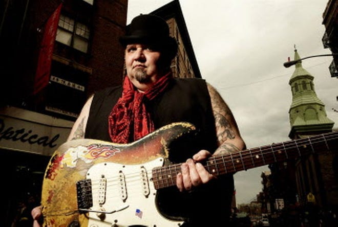 Popa Chubby plays blues and rock Friday at Chan's in Woonsocket.