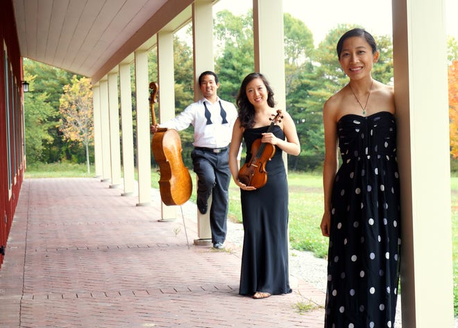The Meadowlark Trio will perform to receive food for the Canton Food Pantry at First Parish Unitarian Universalist- Canton, at 7 p.m. Sept. 16. [Courtesy photo]