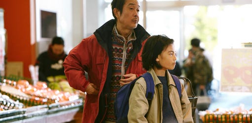 Hirokazu Kore-eda’s new feature, “Shoplifters,” could creat Oscar buzz. [AOI Promotion]