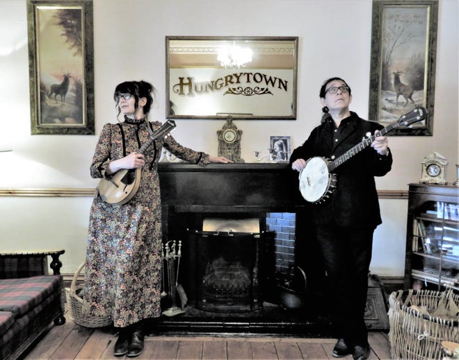 Hungrytown acoustic duo Rebecca Hall and Ken Anderson. [Courtesy Photo]