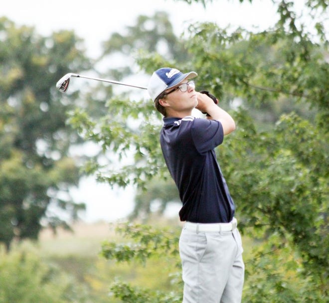 Ridgewood's Bill Bumann shot an 81 Tuesday to held lead the Spartans to a second place finish.