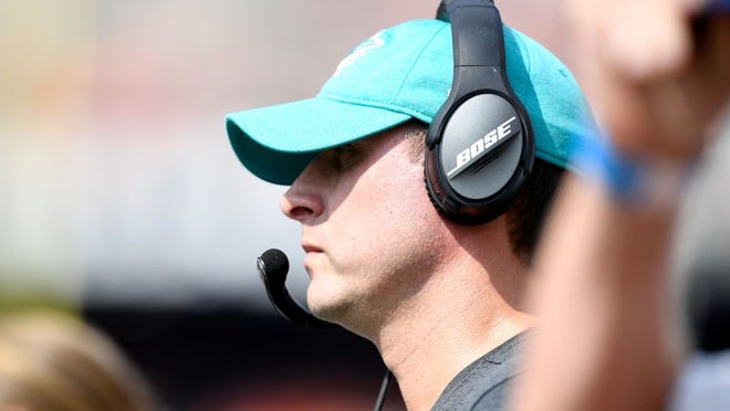 Dolphins coach Adam Gase during the loss to the Bengals.