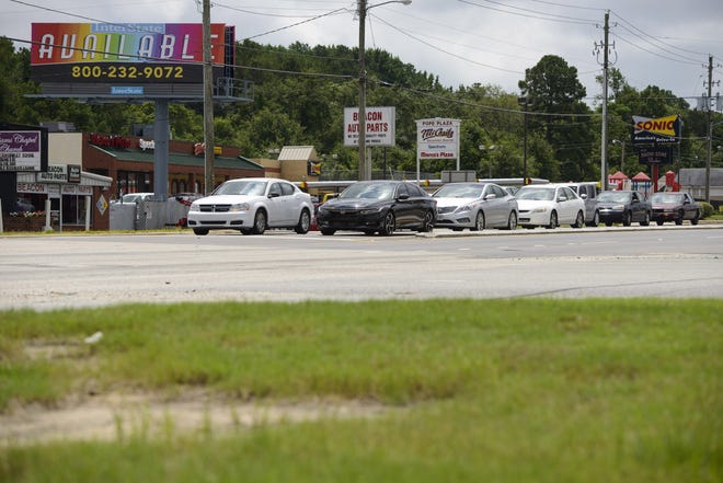State officials said they plan to further study traffic in Spring Lake after residents there said they do not support a plan to extend Odell Road from North Bragg Boulevard to Reilly Road on Fort Bragg as a way to alleviate congestion. [File photo/The Fayetteville Observer]