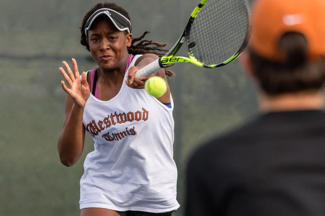 Westwood junior Kiana Graham, the 2017 Class 6A state singles champion, leads the undefeated Warriors into this week's regional tournament. [Henry Huey/for American-Statesman]