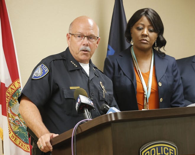 Bartow Police Chief Joe Hall, left, and Polk County Schools Superintendent Jacqueline Byrd speak to the media during a press conference at the Police Department in Bartow Wednesday. Two juvenile girls, Katlynn Persinger and Kaelyn Westergaard, are accused of bringing knives on campus in a plot to attack students.



    [PIERRE DUCHARME/THE LEDGER]