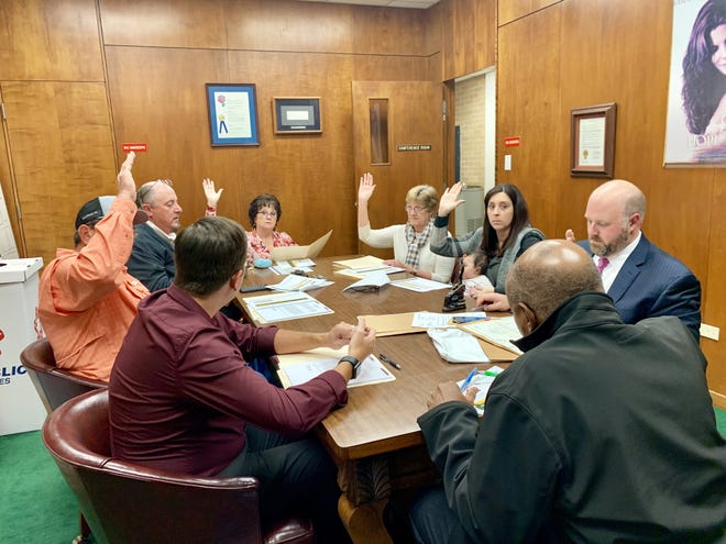 The Smithville City Council on Oct. 25 approved the issuance of $1.2 million in general obligation refunding bonds to refund debt it issued in 2009. The refunding should save the city $43,133 over the next five years. [ANDY SEVILLA/ SMITHVILLE TIMES]